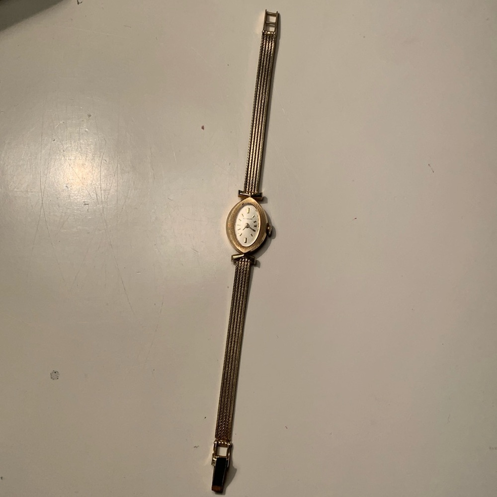 Vintage 14k gold wittnauer watch